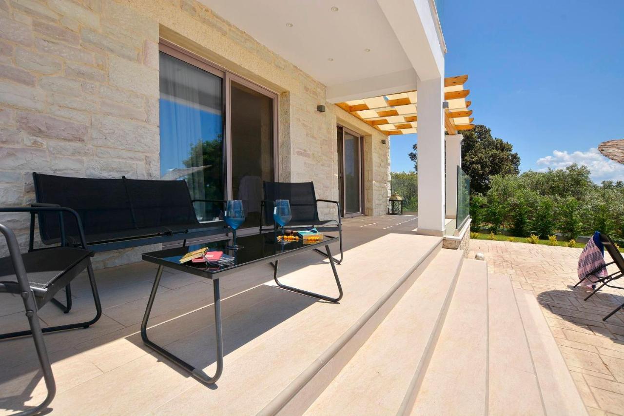 Villa Zeas *