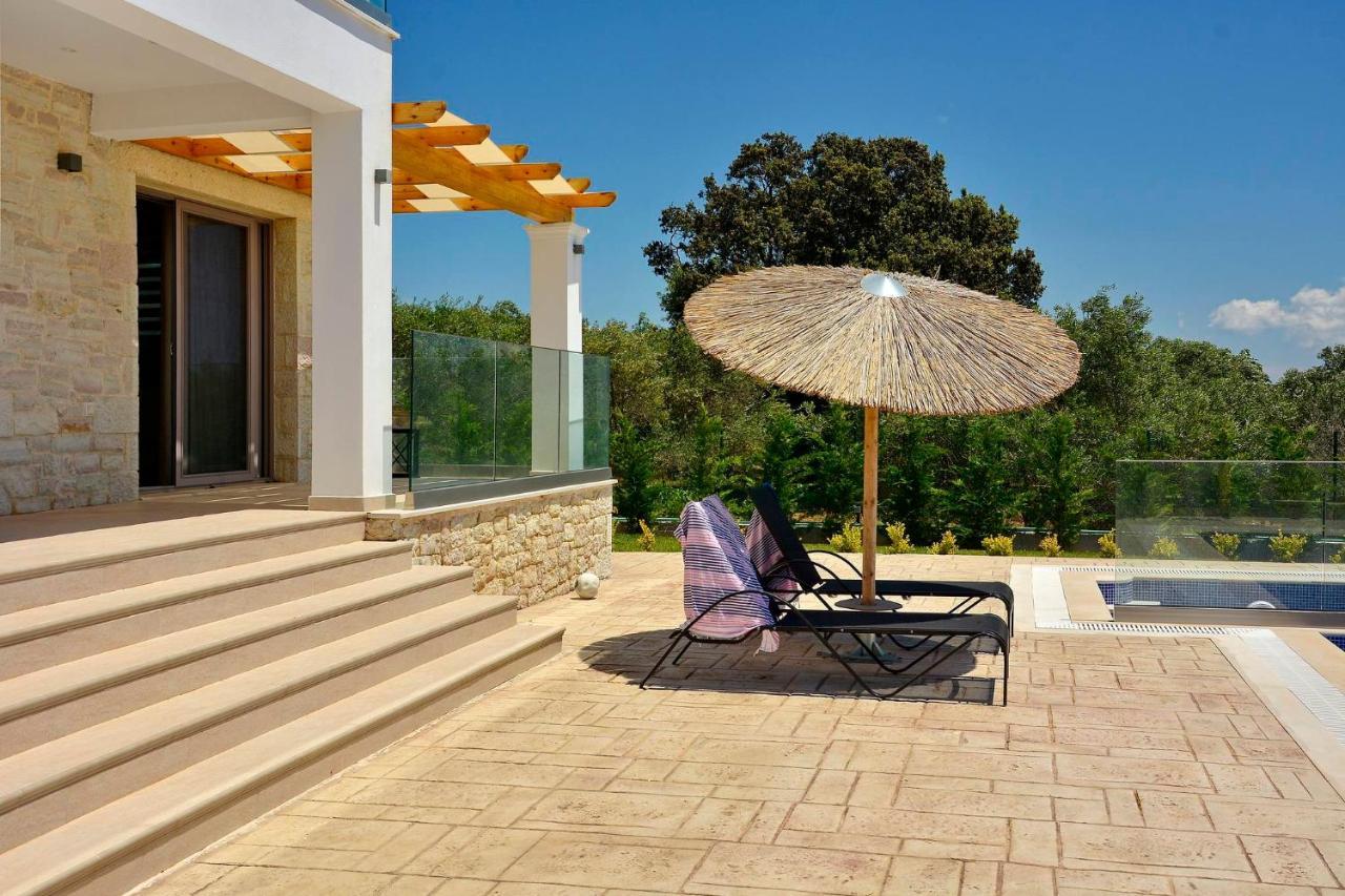 Zeas Villa Halikounas