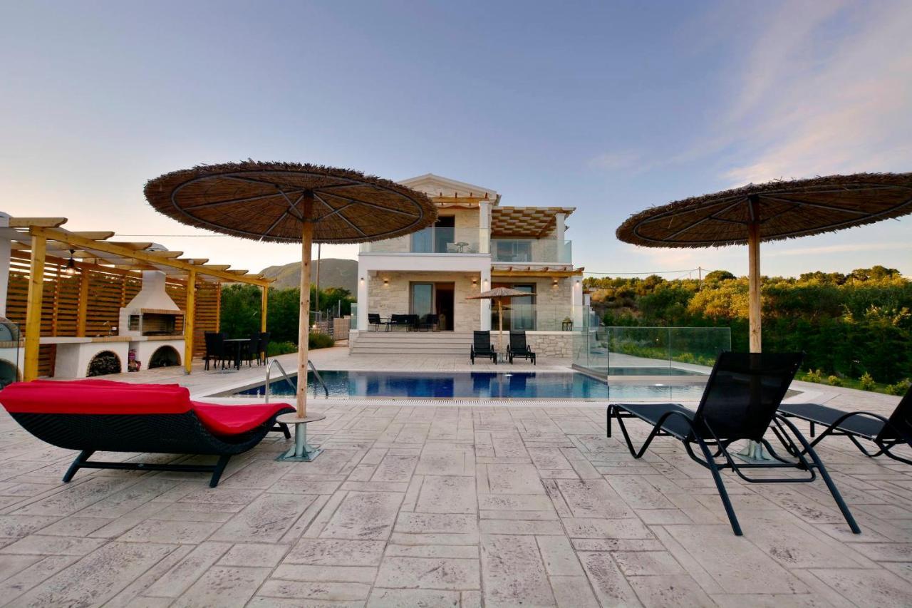 Zeas Villa Halikounas
