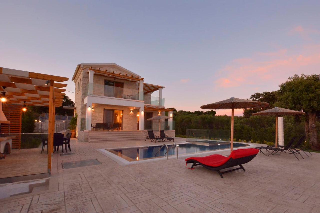 Zeas Villa